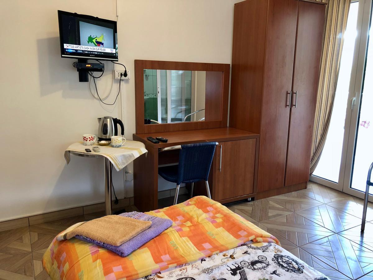 Axenia Hotel Utjeha Eksteriør bilde